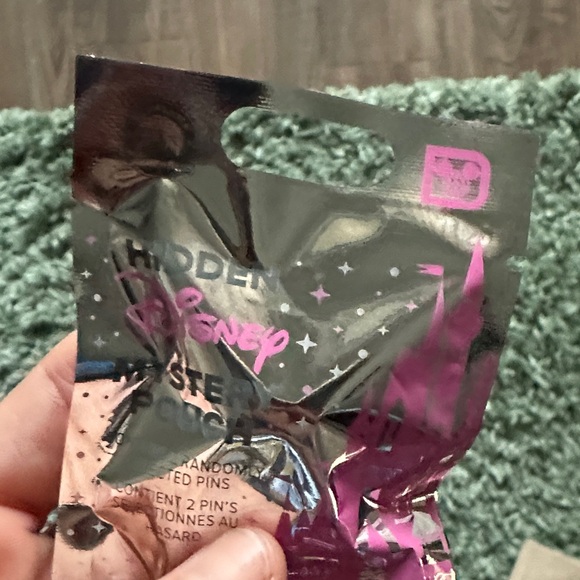 Authentic Disney 2025 Hidden Disney Mystery Pouch - Wave B - Picture 3 of 4